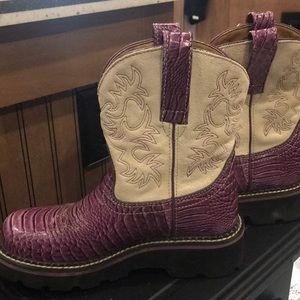 Ariat 4LR Fatbaby faux purple gator sz 7wm/5.5 Y